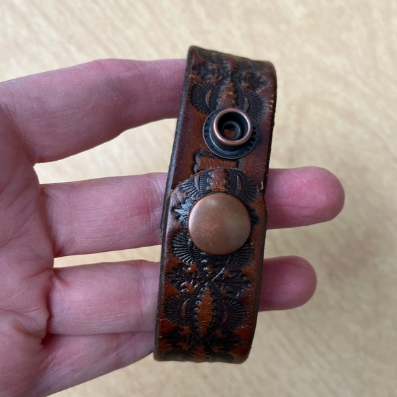 Handcrafted Tooled Leather Cuff Bracelet With Shotgun Shell Centerpiece - Picture 10 of 14